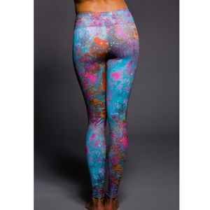 Onzie Galaxy Leggings
